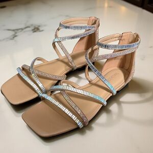 Thalia Sodi NWT Dana Embellished Strappy Flat  Silver Strappy Sandals (SH074)